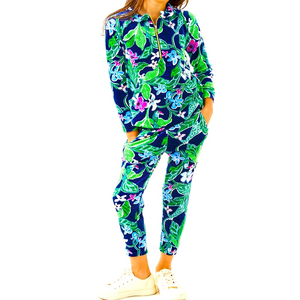 NEW LILLY Pulitzer Mini mallie velour pant untamed